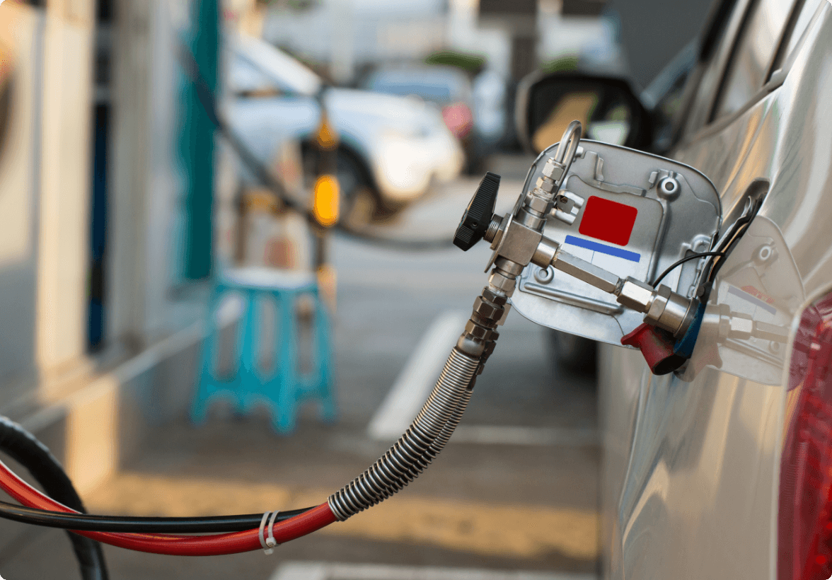Safety instructions for refuelling CNG vehicles